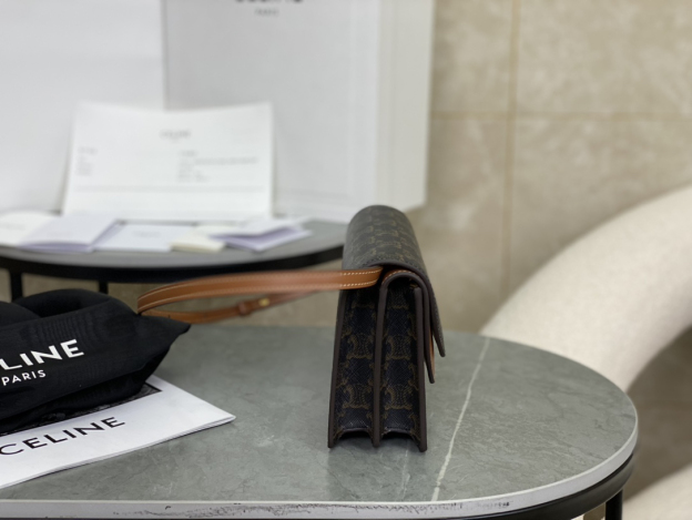 セリーヌ「Celine」New Luggage スモール ショルダーバッグ