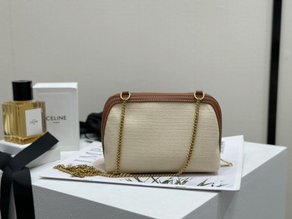 セリーヌ「Celine」Triomphe キャンバス＆レザー チェーンチェーンバッグ