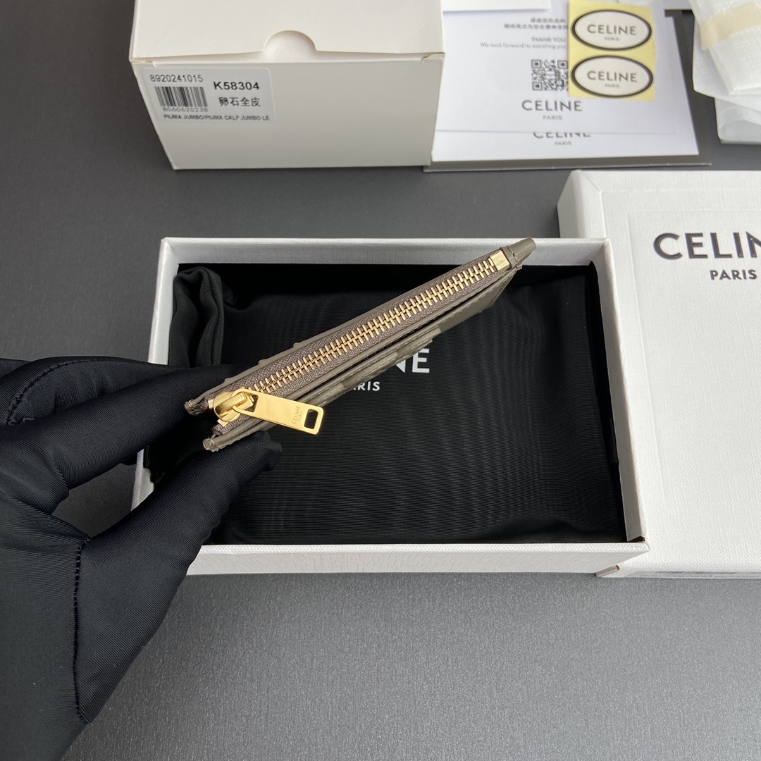 セリーヌ「Celine」トリオンフレザーカードホルダー