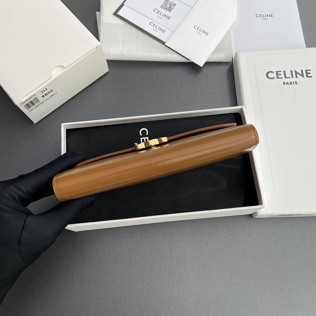 セリーヌ「Celine」Triomphe 財布