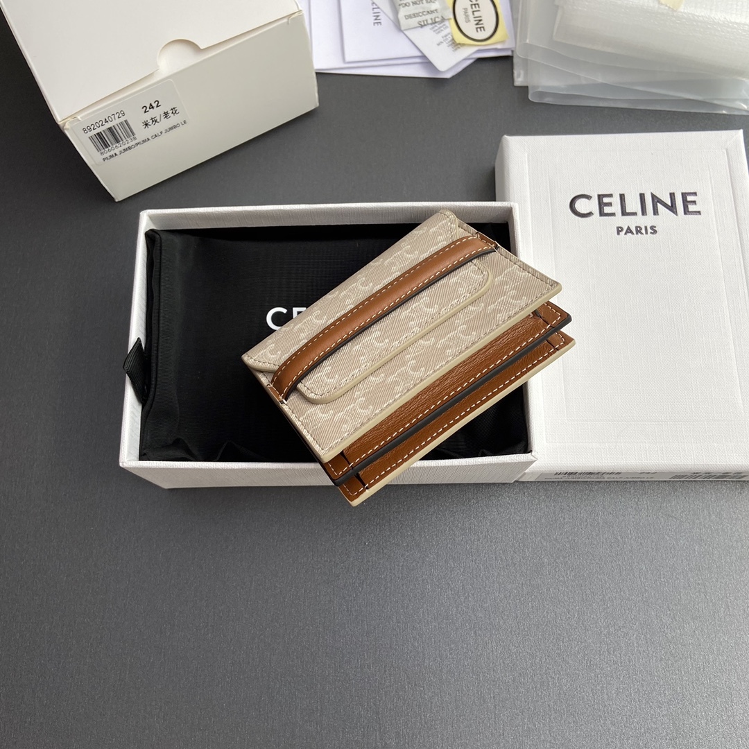 セリーヌ「Celine」TRIOMPHE カードケース