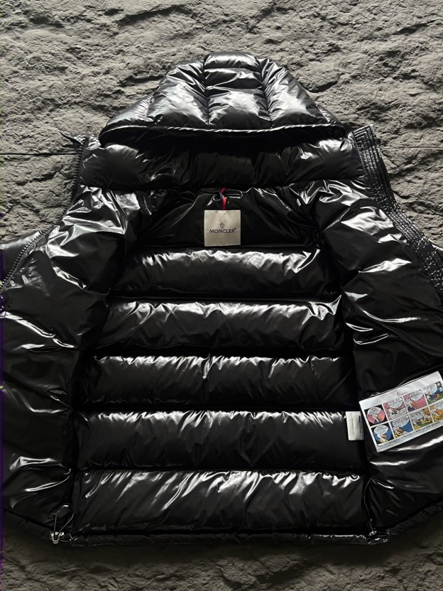 モンクレール「Moncler」Maire ホッデッド ダウンジャケット
