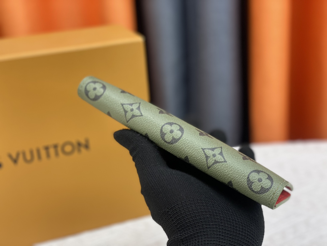 ルイ・ヴィトン「Louis Vuitton」ジッピー ウォレット･ヴァーティカル