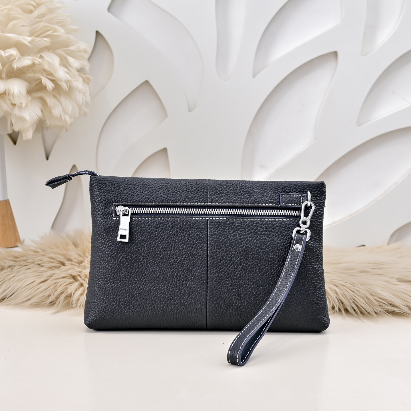 エルメス「Hermès」メンズ ジップ レザー クラッチバッグ