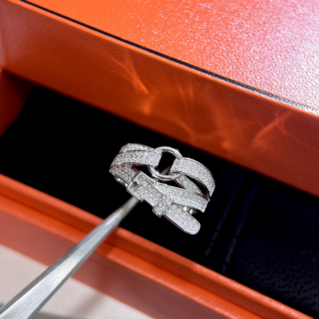 エルメス「Hermès」アイコニック＆クラシック リング コレクション