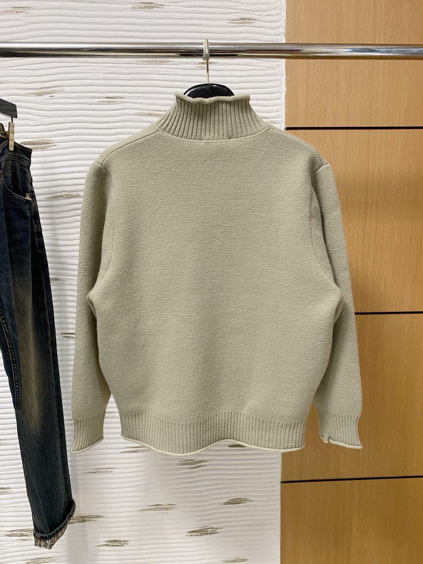 エルメス「Hermès」長袖カーディガン