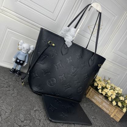 ルイ・ヴィトン「Louis Vuitton」ルイ・ヴィトン ネバーフル MM エンボスレザー / トートバッグ