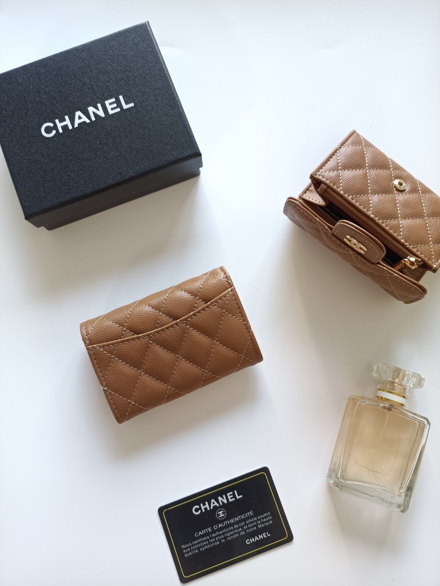 シャネル「Chanel」シャネル クラシック ジップ カードホルダー / コインケース