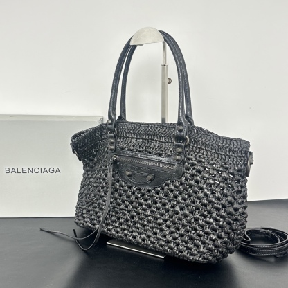 バレンシアガ「Balenciaga」バレンシアガ ル・シティ バスケット / ラフィアトートバッグ