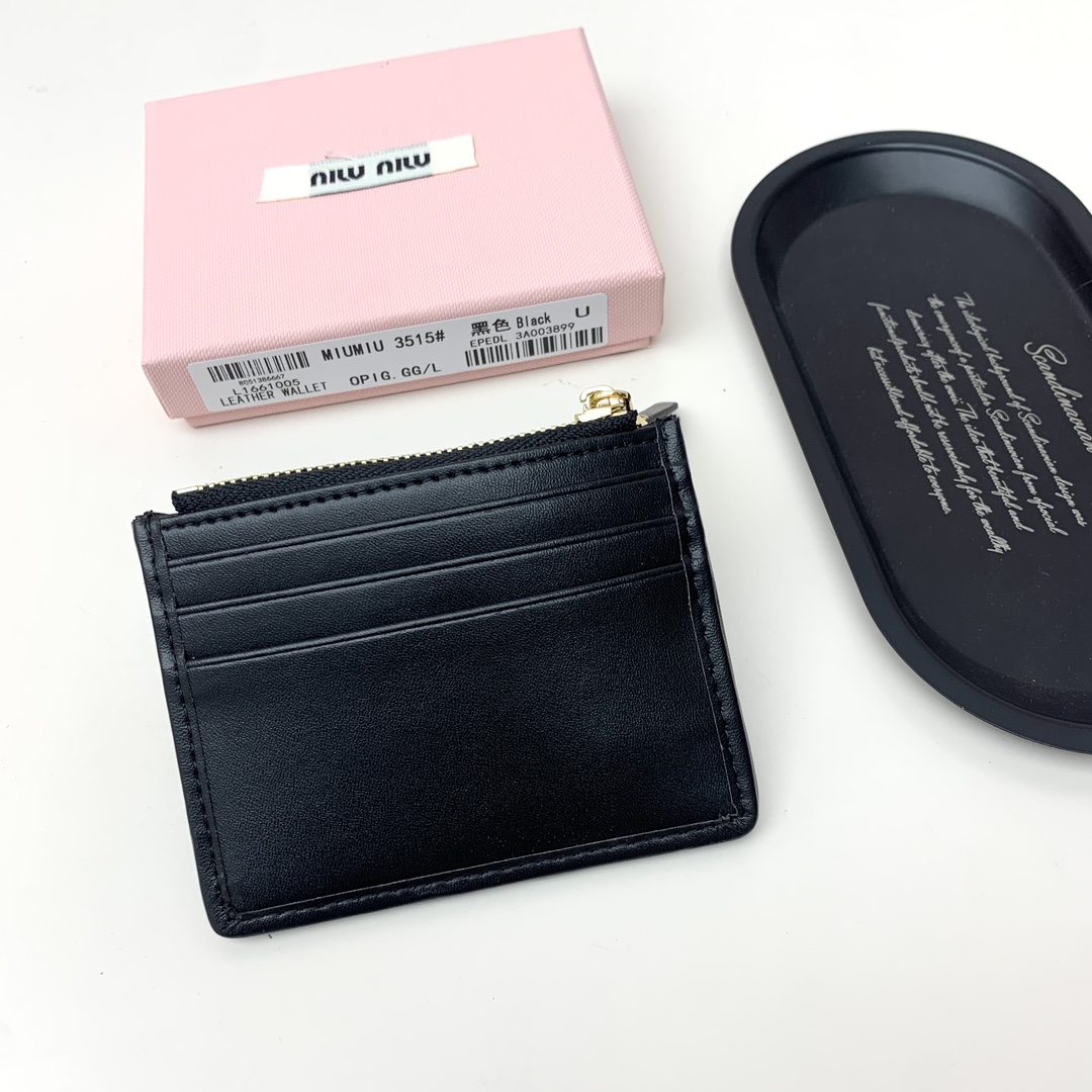 ミュウミュウ「Miu Miu」ミュウミュウ ラムスキン ミニショルダーバッグ 3515 / ハンドバッグ