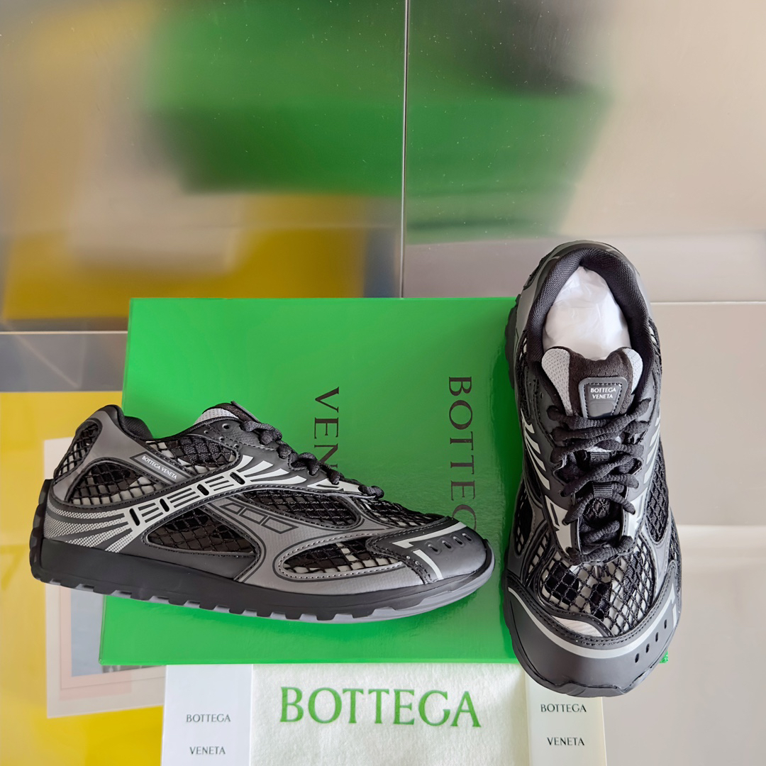 ボッテガ・ヴェネタ「Bottega Veneta」ボッテガ・ヴェネタ オービット スニーカー / ユニセックススポーツシューズ
