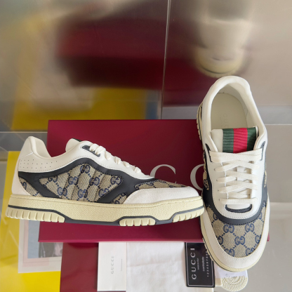 グッチ「Gucci」グッチ Re-モーション スニーカー / ユニセックススポーツシューズ