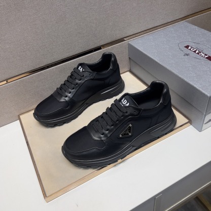 プラダ「Prada」プラダ プレミアムスニーカー (2026年春夏モデル) / レザースニーカー