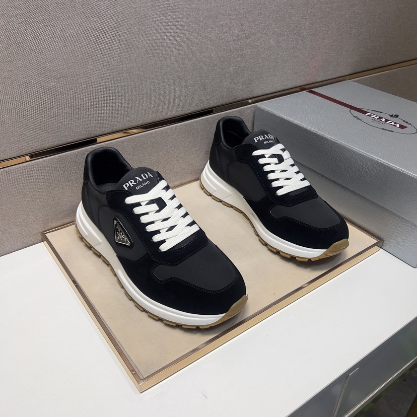 プラダ「Prada」プラダ プレミアムスニーカー (2026年春夏モデル) / レザースニーカー