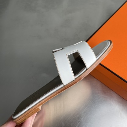 エルメス「Hermès」エルメス オランサンダル / レザースライドサンダル