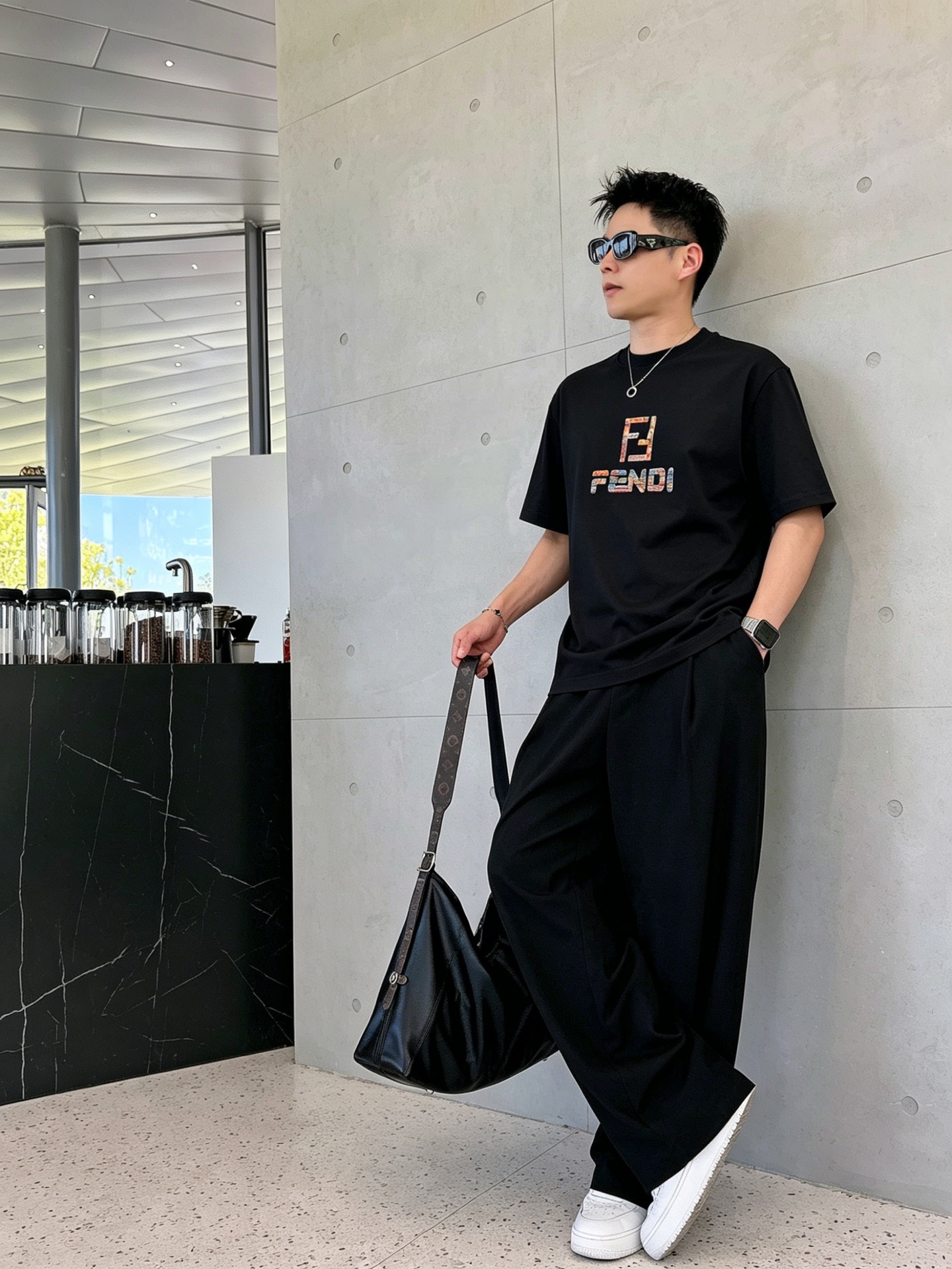 フェンディ「Fendi」ロゴプリントTシャツ / ショートスリーブ クルーネック
