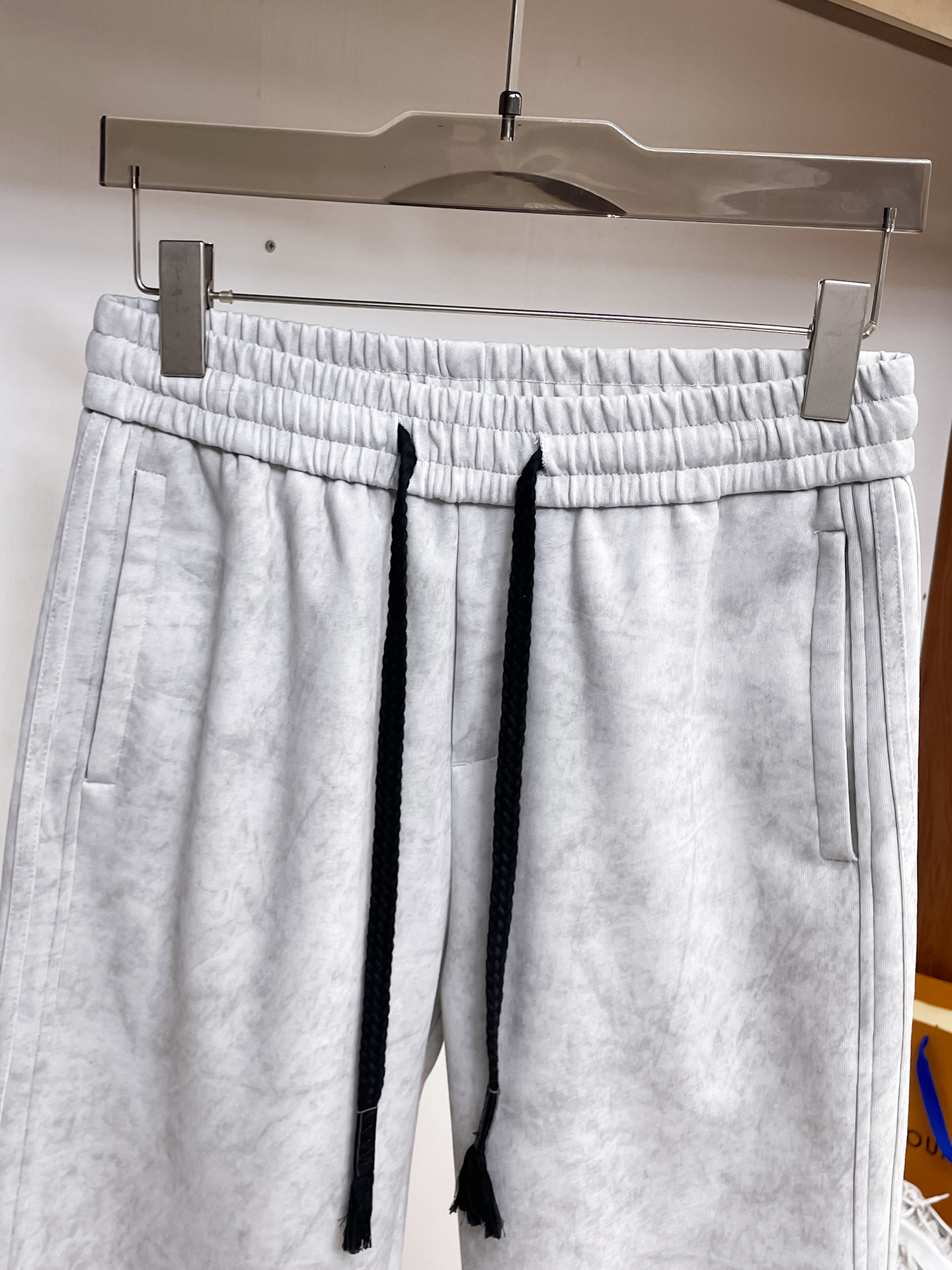 バレンシアガ「Balenciaga」バレンシアガ ロゴ コットンパンツ / トラウザーズ