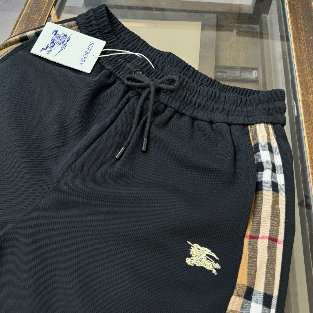 バーバリー「Burberry」コットンショーツ / ロゴショーツ