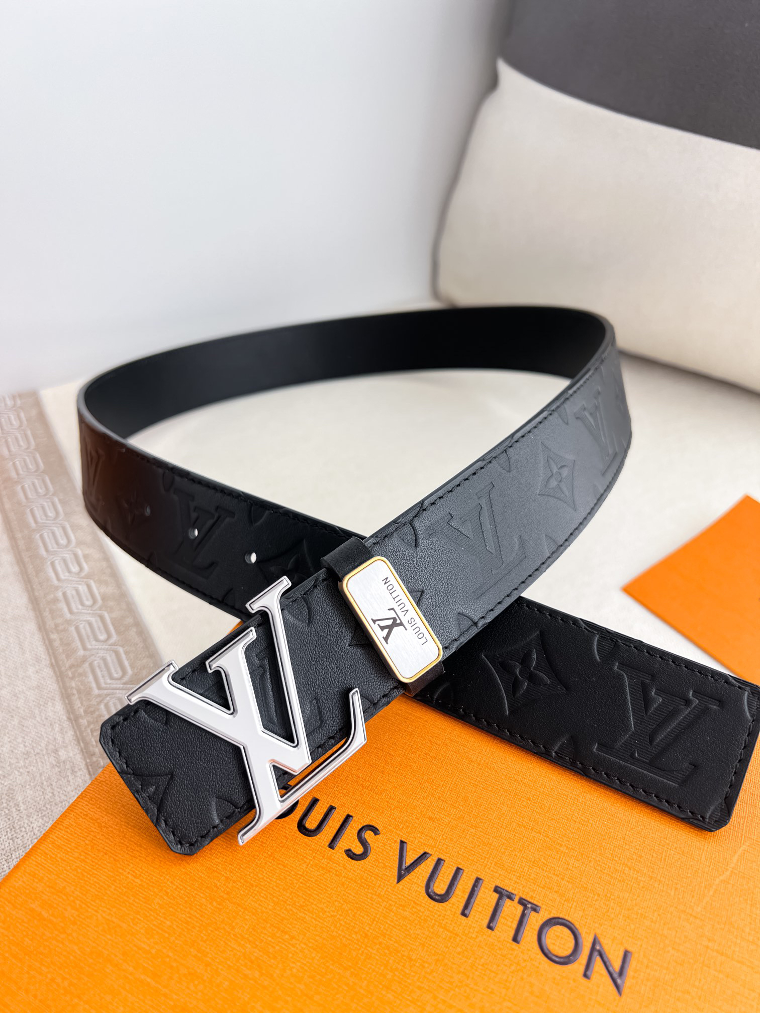 ルイ・ヴィトン「Louis Vuitton」プレミアム トゴレザーベルト / ハイエンドウエストベルト