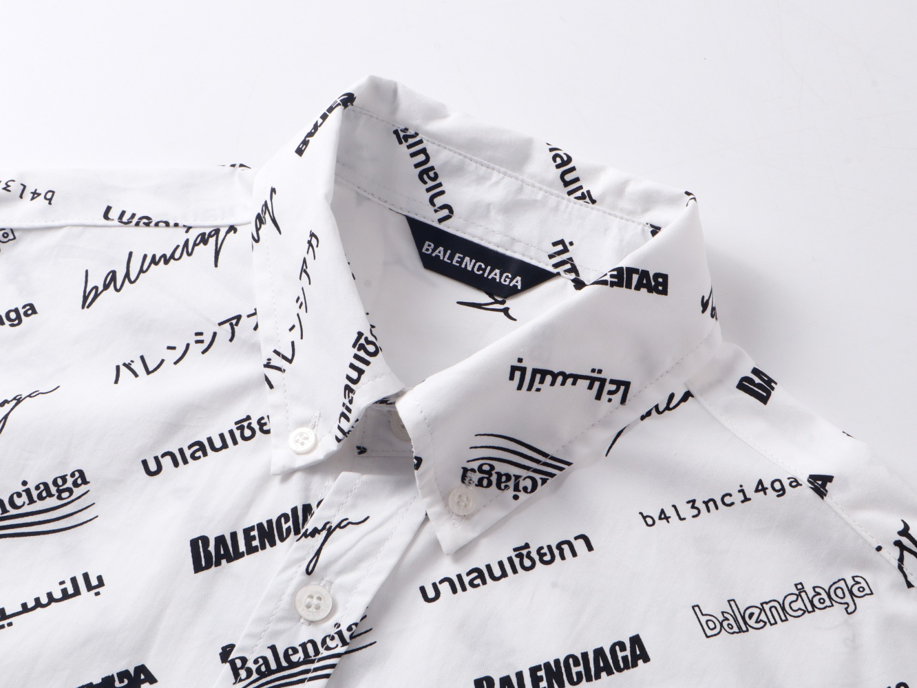 Balenciagaバレンシアガ オールオーバーロゴシャツ / ロングスリーブシャツ