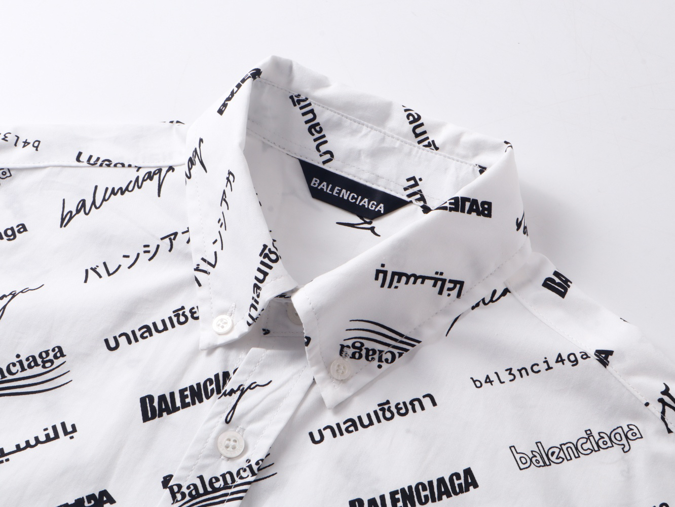 Balenciagaバレンシアガ オールオーバーロゴシャツ / ロングスリーブシャツ