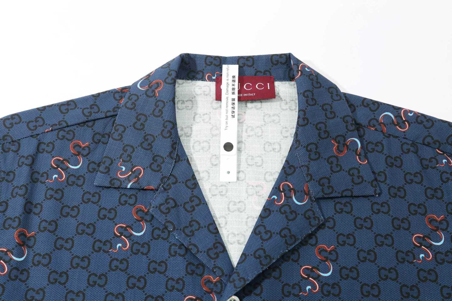 グッチ「Gucci」グッチ オールオーバーロゴ ショートスリーブシャツ / デニムシャツ