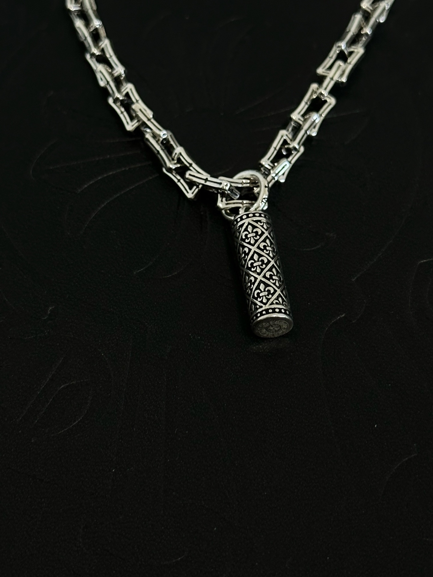 クロムハーツ「Chrome Hearts」クラシック ペンダントネックレス - 男女兼用