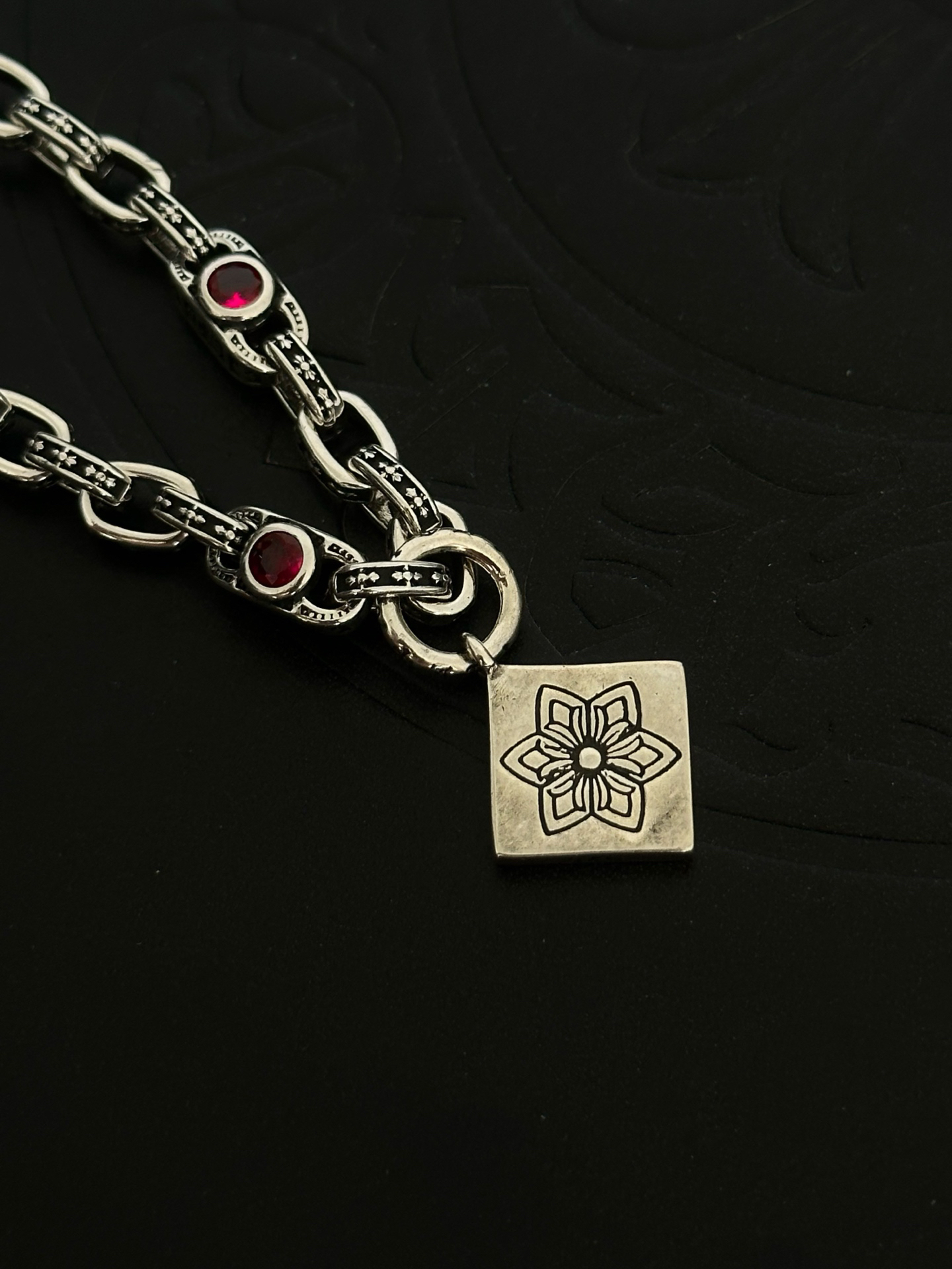 クロムハーツ「Chrome Hearts」クラシック ペンダントネックレス - 男女兼用