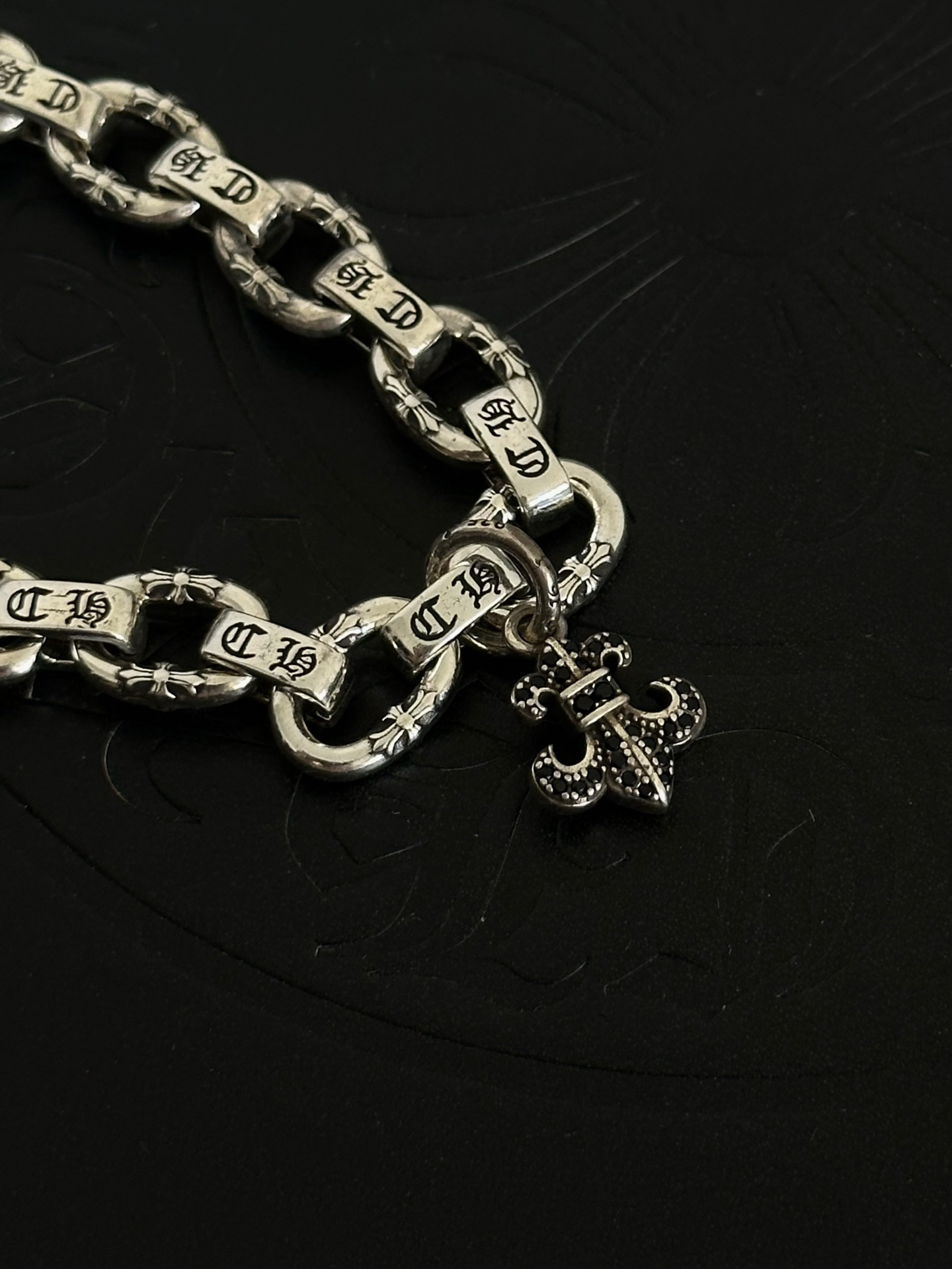 クロムハーツ「Chrome Hearts」クラシック ペンダントネックレス - 男女兼用