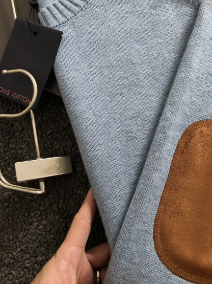 ルイ・ヴィトン「Louis Vuitton」ルイ・ヴィトン モノグラム・マクロ ウール ハーフジッププルオーバー / ニットトップス