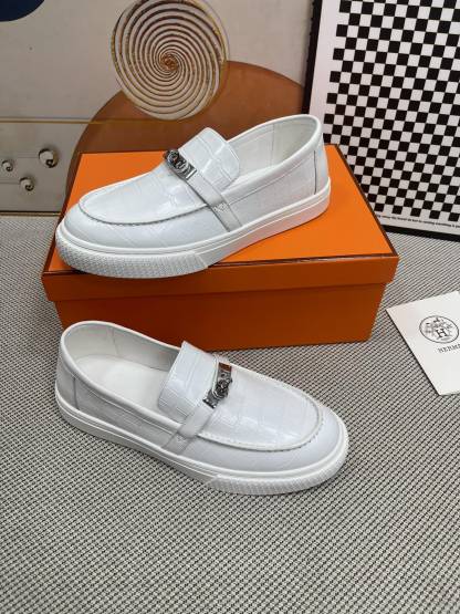 エルメス［Hermès］おしゃれなペアスニーカー