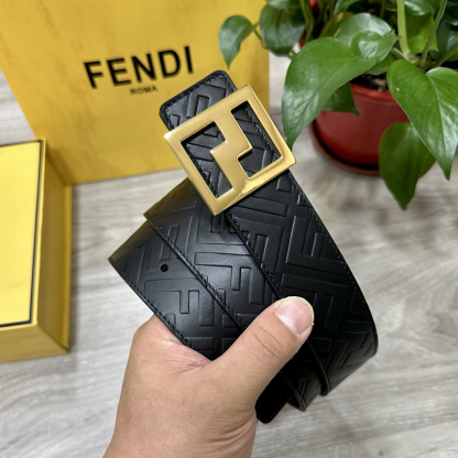 フェンディ「Fendi」FF ベルト - リバーシブル フックベルト