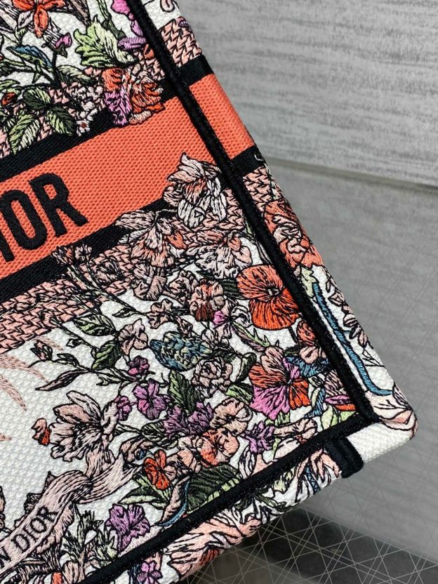 ディオール「Dior」オフィシャルレザー 最新サイズ スモールトート
