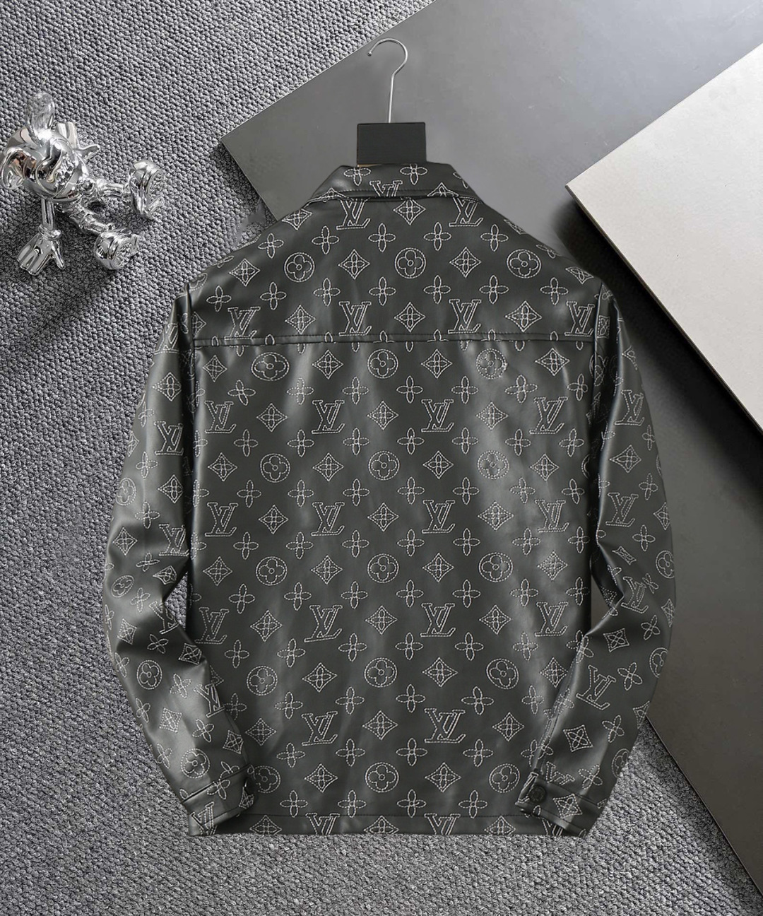 ルイ・ヴィトン「Louis Vuitton」ルイ・ヴィトン 2026年秋冬 メンズ ジャケット / アウター