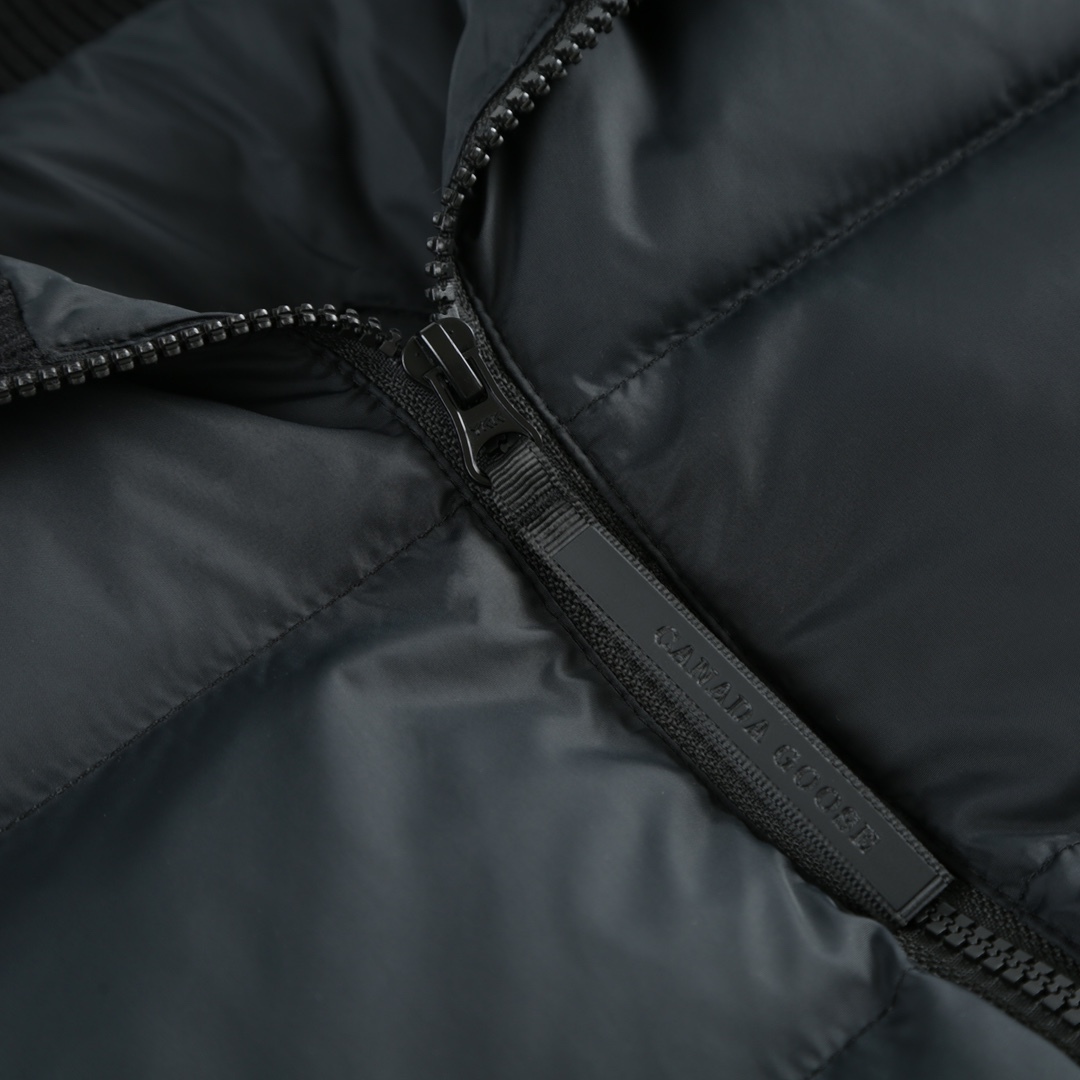 Canada Goose カナダグース ハイブリッジ ワイド キルト ニット ジャケット / レディース ニットアウター