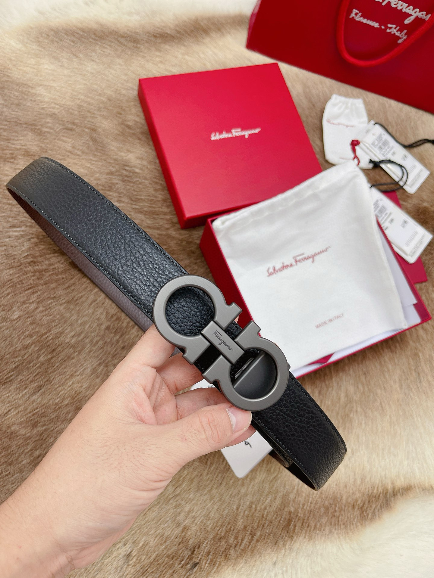 フェラガモ「Ferragamo」リバーシブルベルト