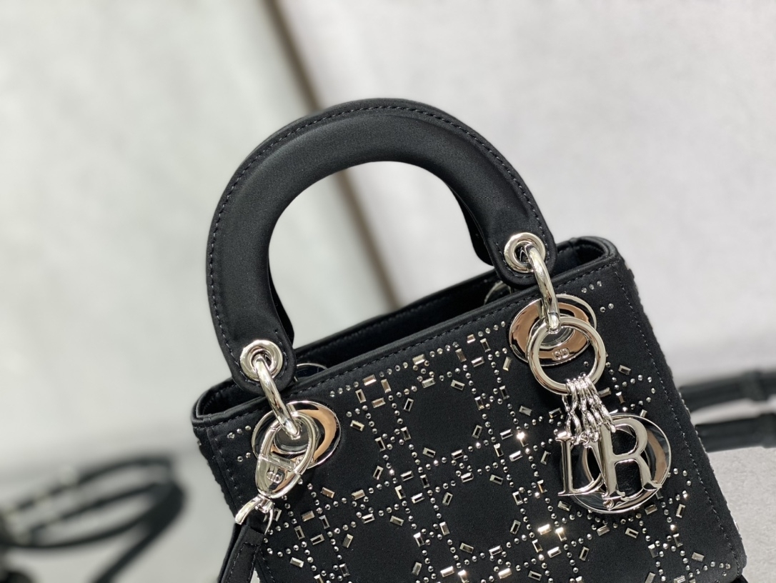 ディオール「Dior」Lady シリーズ シルク ミニバッグ