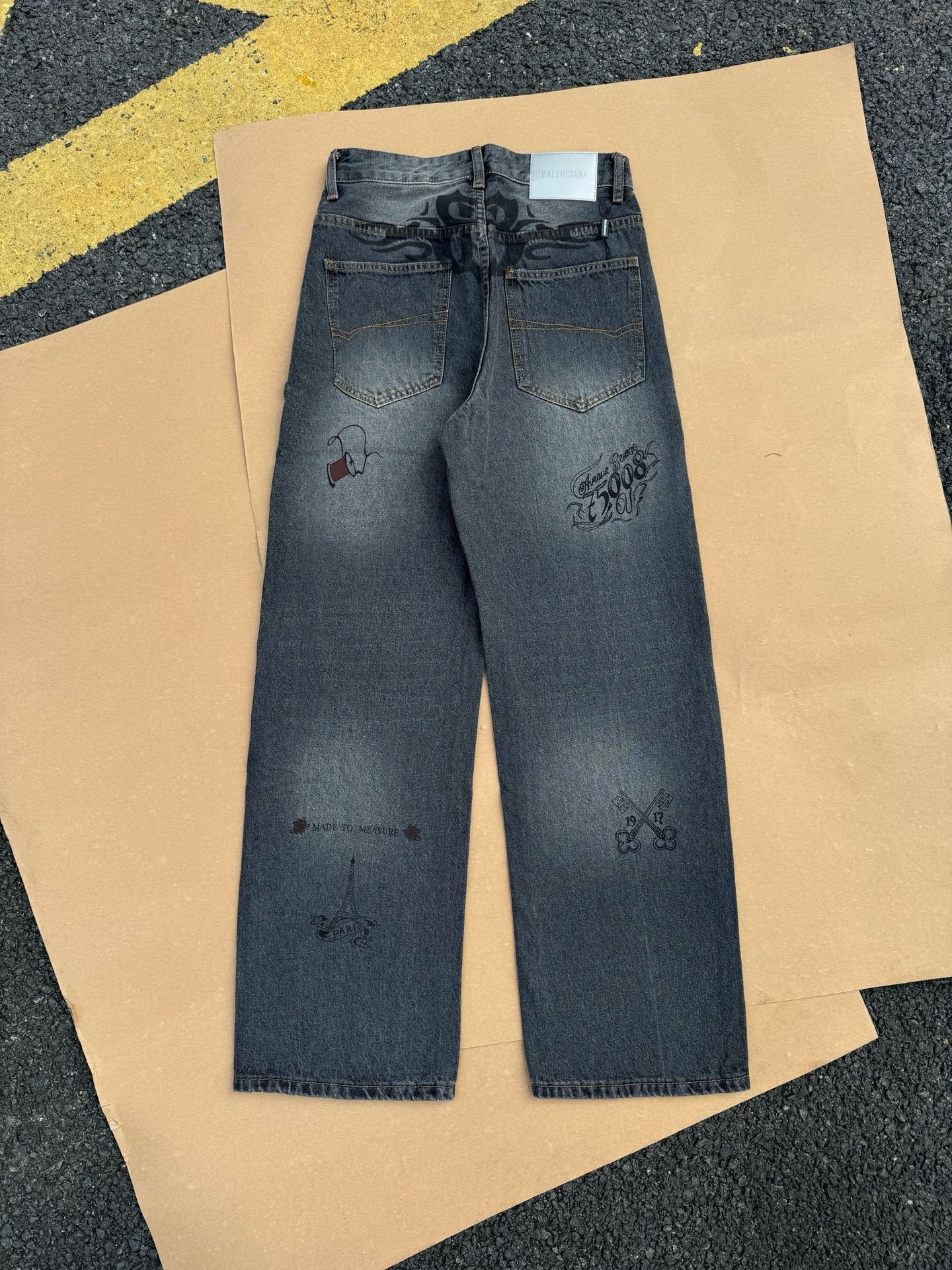 BURBERRY & バーバリー ヴィンテージウォッシュ ワイドレッグデニムパンツ / ユニセックス