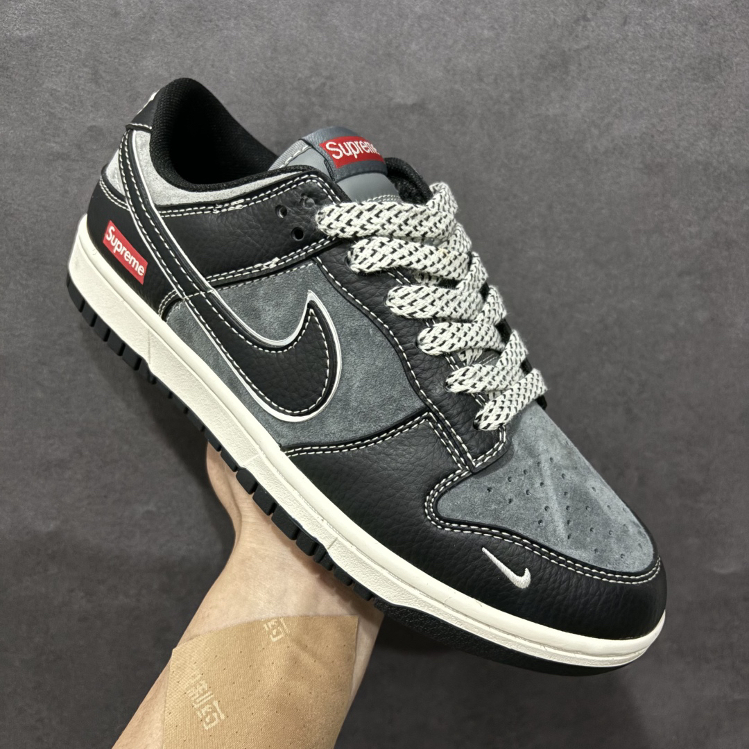 「コラボモデル」Supreme × Nike Air Force 1 Low スニーカー