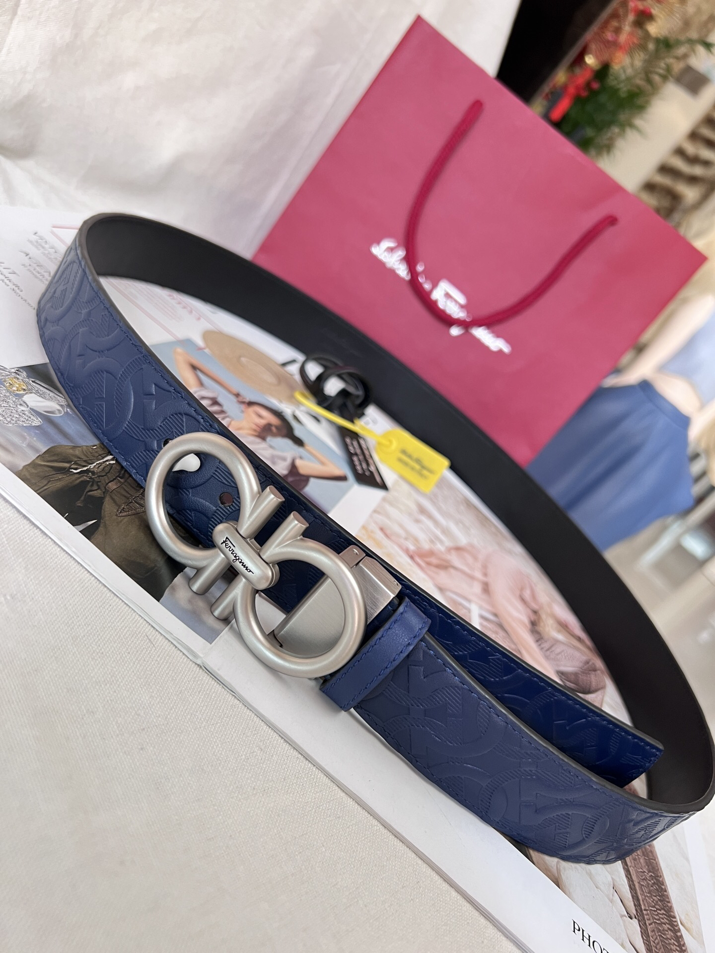 フェラガモ「Ferragamo」リバーシブルベルト