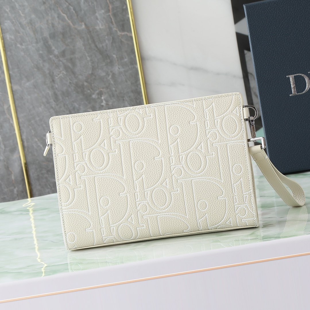 ディオール「Dior」 GRAVITY OUTLINE トライアングルポーチ