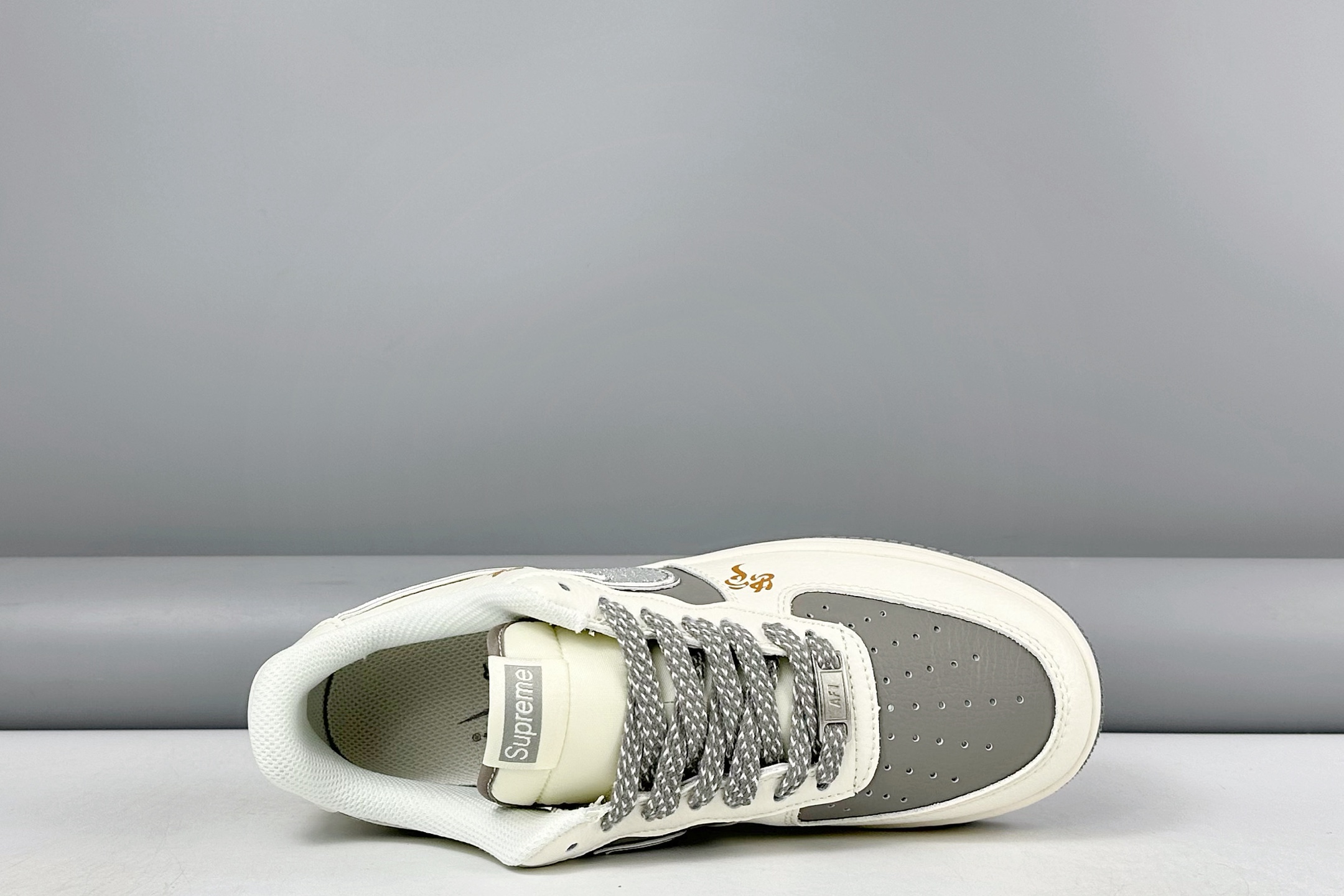 ナイキ「Nike」Supreme ク ロー カジュアルスニーカー