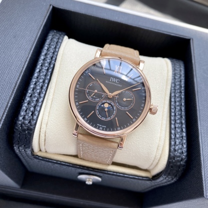 アイダブリューシー［IWC］万国柏濤フィーノカレンダー腕時計40MM