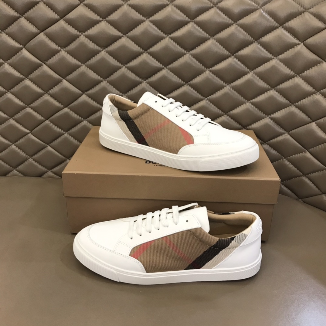 バーバリー「Burberry」Vintage Check ローテクニカルスニーカー メンズ