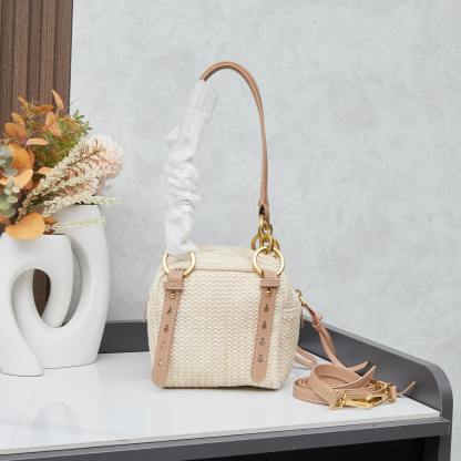 プラダ「Prada」 ブレードバッグ 2538 ショルダーバッグ