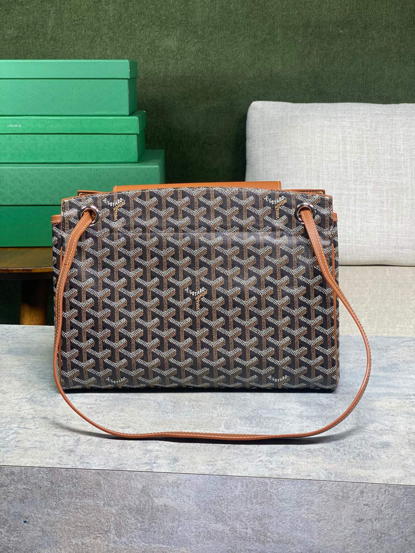 ゴヤール「Goyard」 Rouette ゴヤルディーヌ ショルダーバッグ