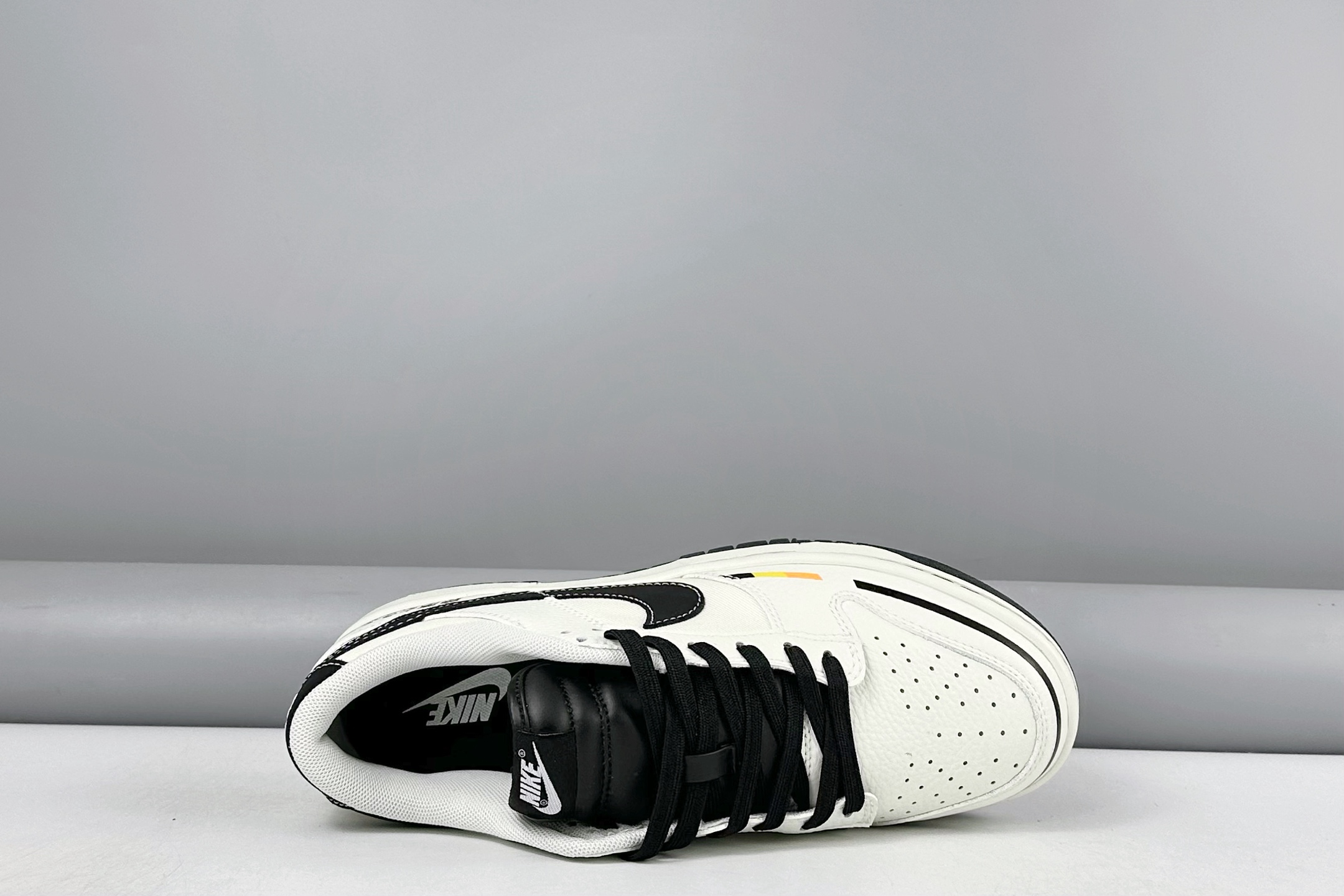 ナイキ「Nike」アライアンス製品 ク ロー カジュアルスニーカー