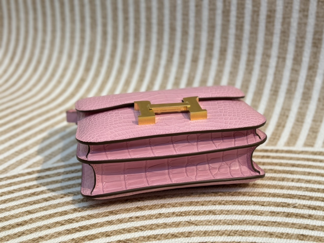 エルメス「Hermès」ミニ・コンスタンス「MINI CONSTANCE」