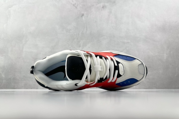 ナイキ「Nike」アライアンス製品 ク ロー カジュアルスニーカー