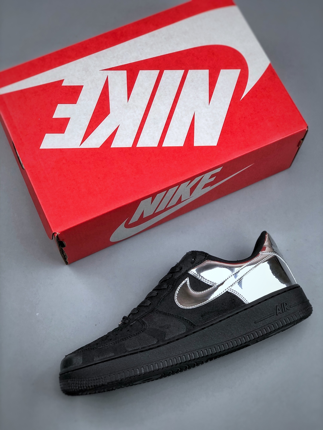 ナイキ「Nike」 Air Force 1 '07 Low メンズスニーカー